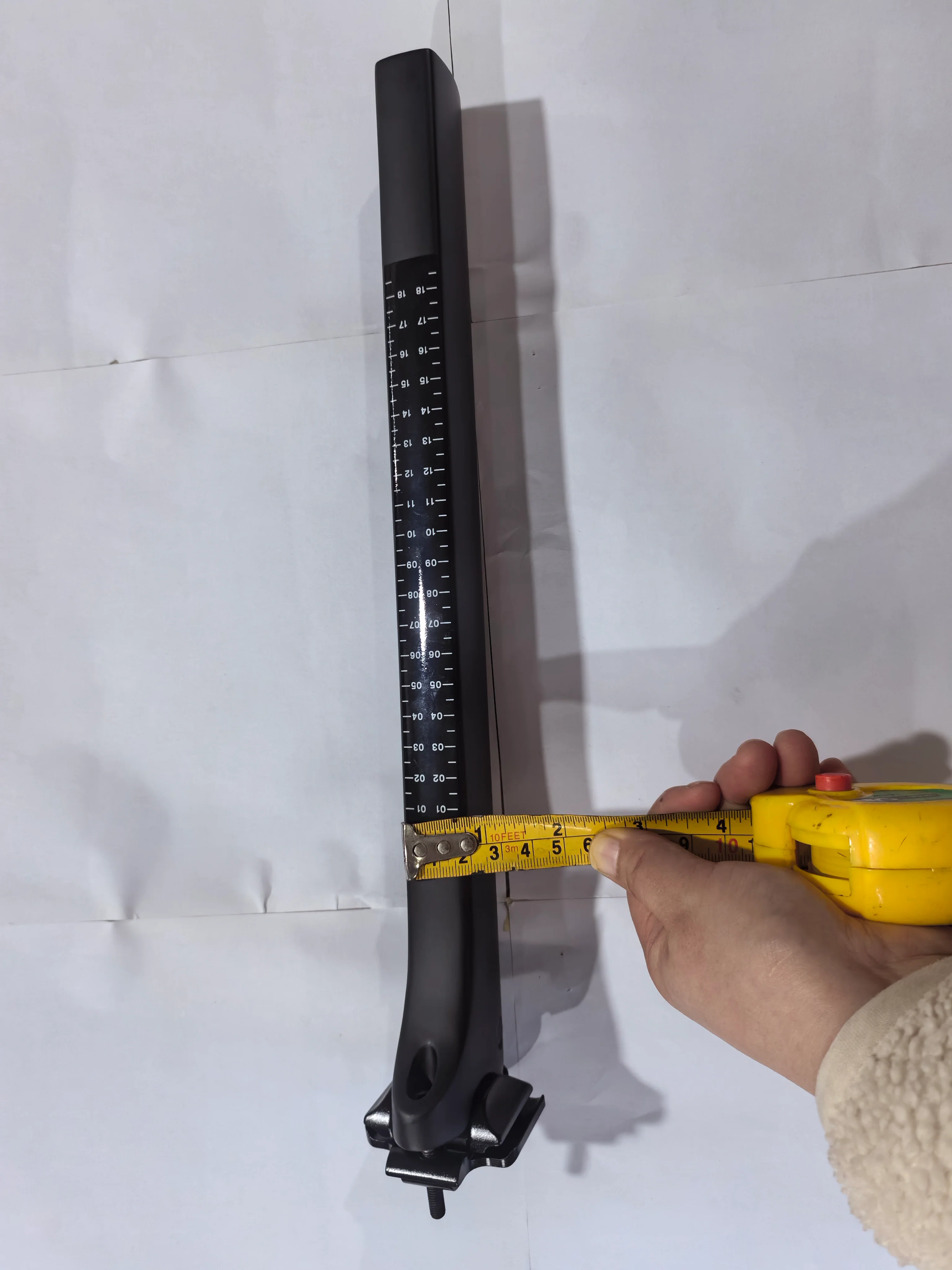 Carbon Fiber Aero Seatpost for Twitter R18 Road Bike - Image 4